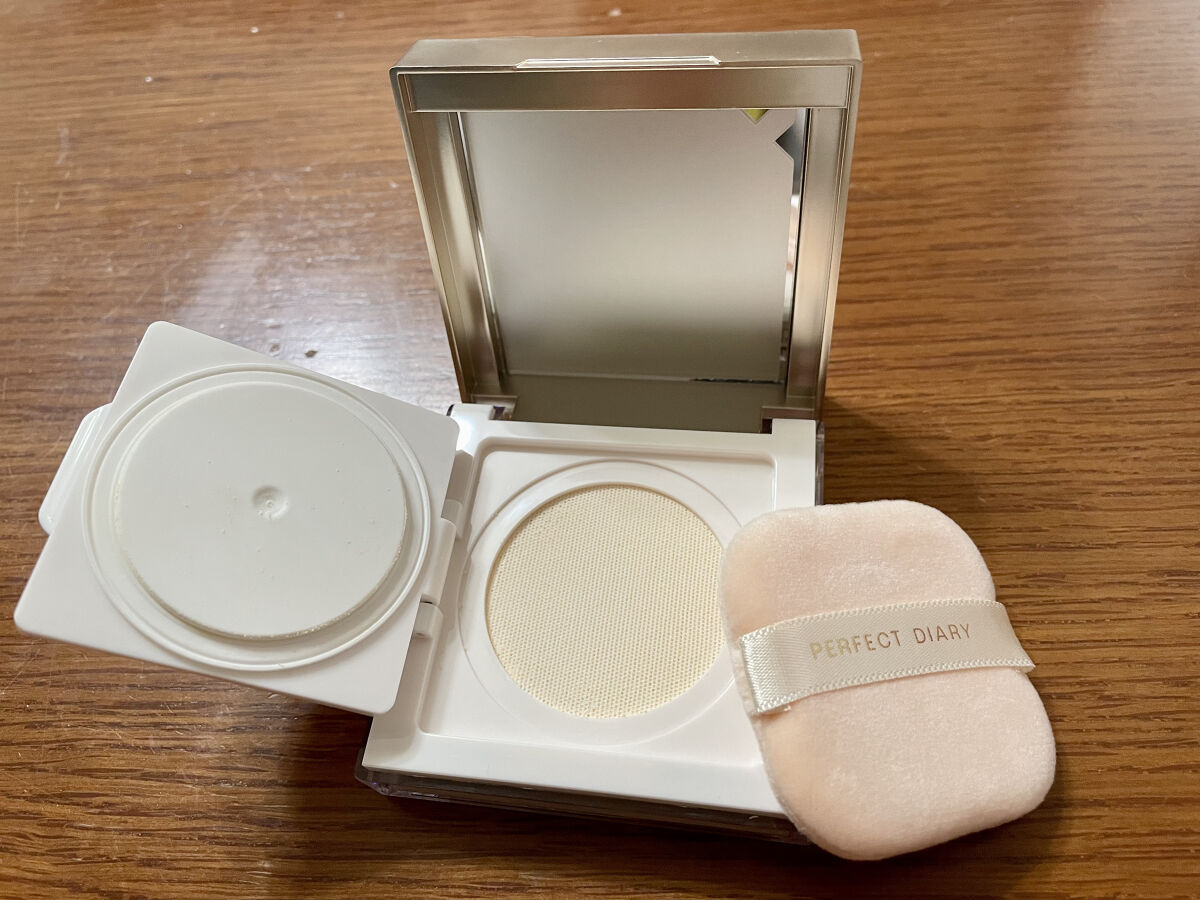 トランスルーシェントブルーリング ルースパウダー/PERFECT DIARY/ルースパウダーを使ったクチコミ（2枚目）