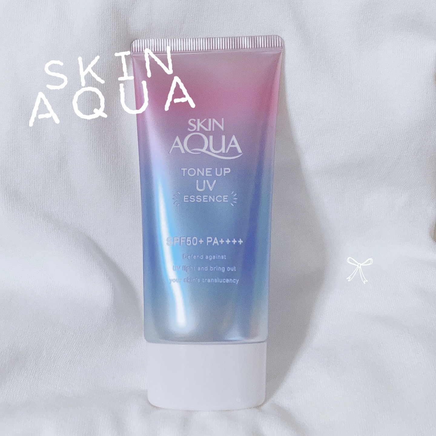 ✼••┈┈••✼••┈┈••✼••┈┈••✼••┈┈••✼



SKIN AQUA
TONE UP UV
SPF50＋　PA＋＋＋＋

日やけ止めエッセンス
ラベンダー
顔、からだ用



ラベンダー色、かわいいです(๑ᴖ◡ᴖ๑)

べた