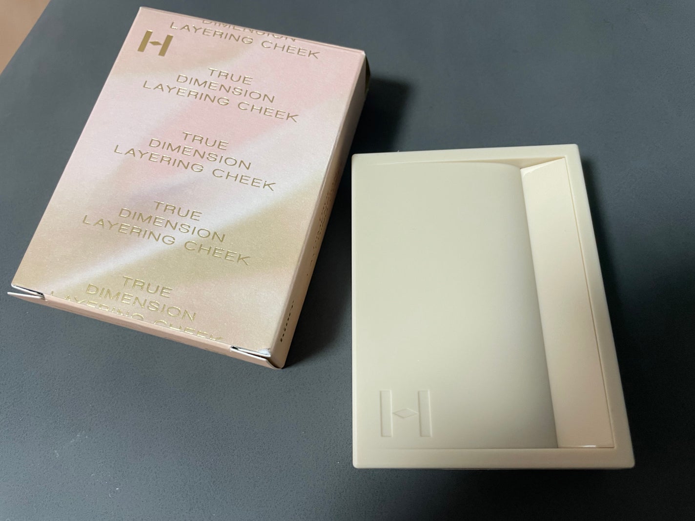 トゥルーディメンションレイヤリングチーク/hince/パウダーチークを使ったクチコミ(1枚目)