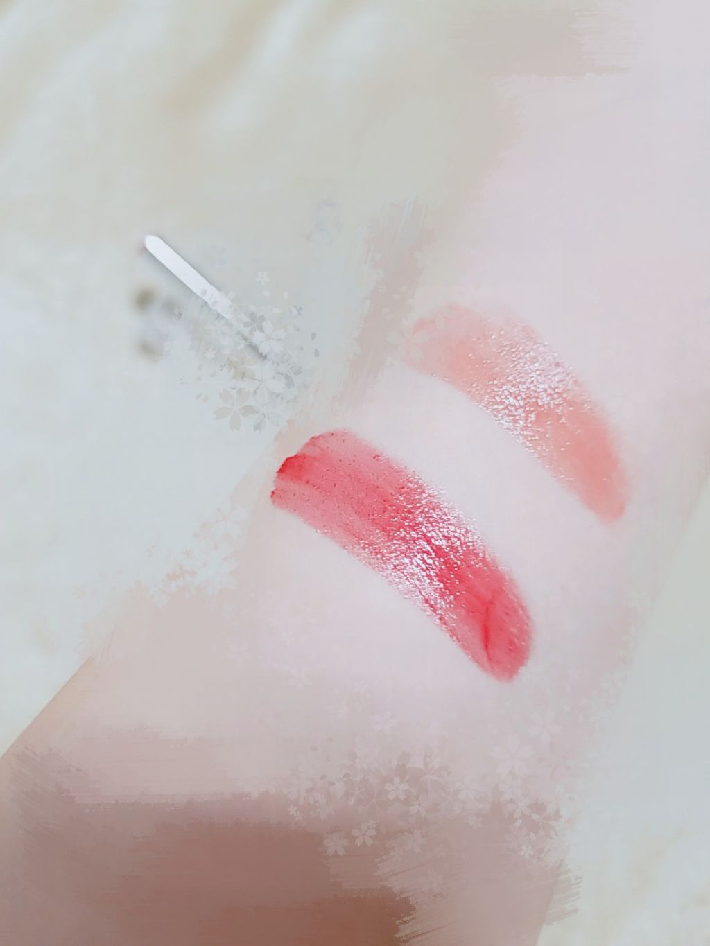 ラスティンググロスリップ/CEZANNE/口紅を使ったクチコミ(4枚目)