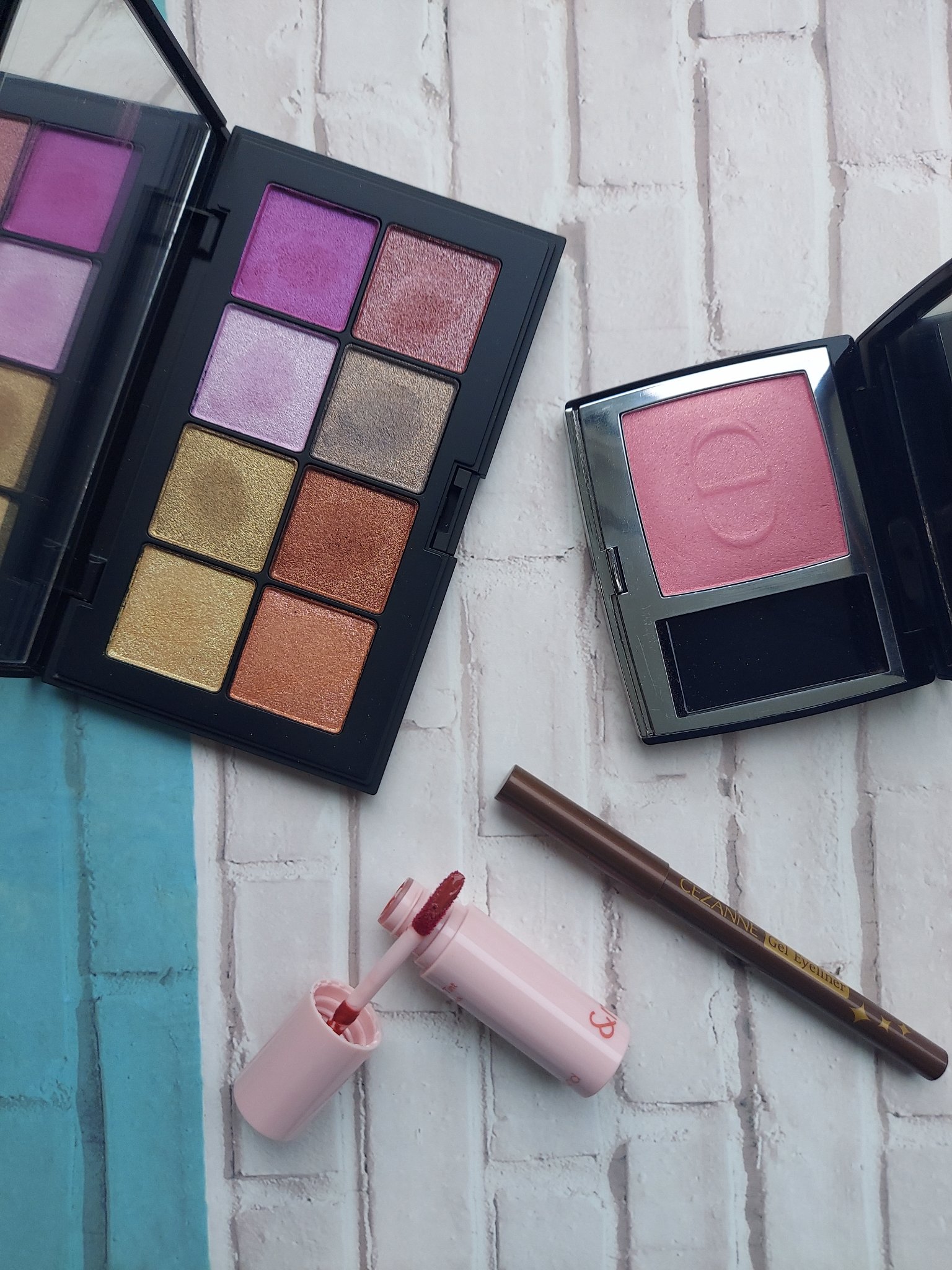 ダンシング ディメンションズ アイシャドウパレット/RMK/アイシャドウパレットを使ったクチコミ（1枚目）