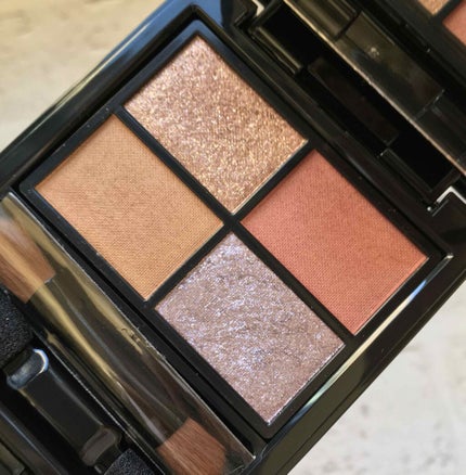 ミネラルクラッシィシャドー/エトヴォス/アイシャドウパレットを使ったクチコミ(2枚目)