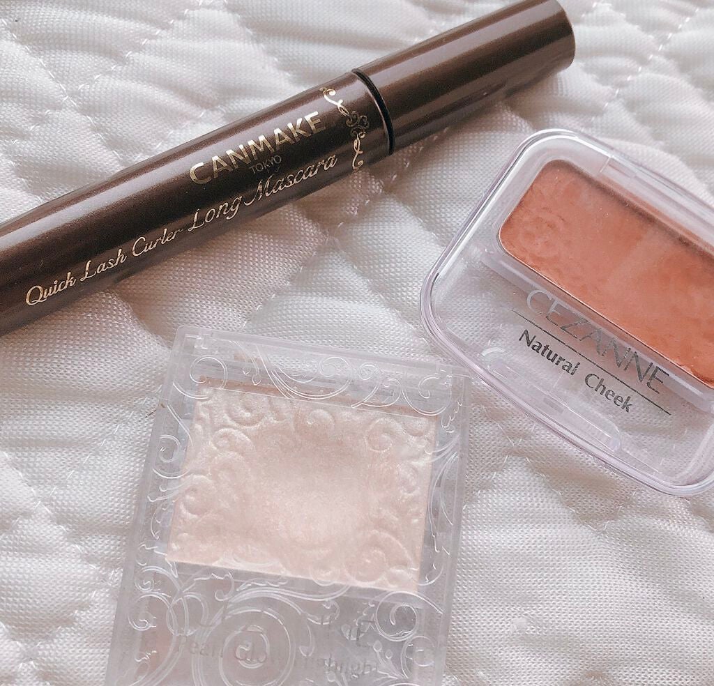 パールグロウハイライト/CEZANNE/パウダーハイライトを使ったクチコミ(3枚目)