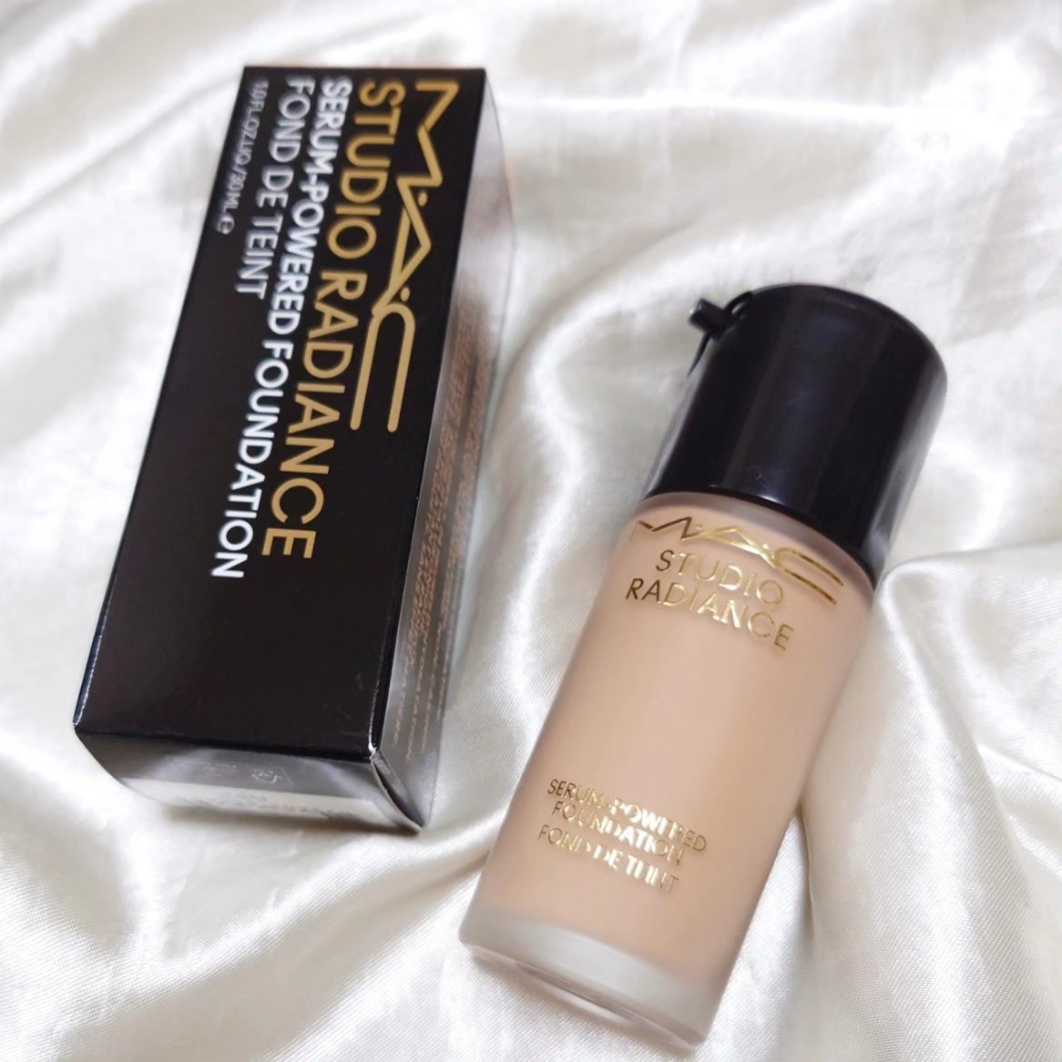 スタジオ ラディアンス セラム ファンデーション NC16/M・A・C/リキッドファンデーションを使ったクチコミ（1枚目）