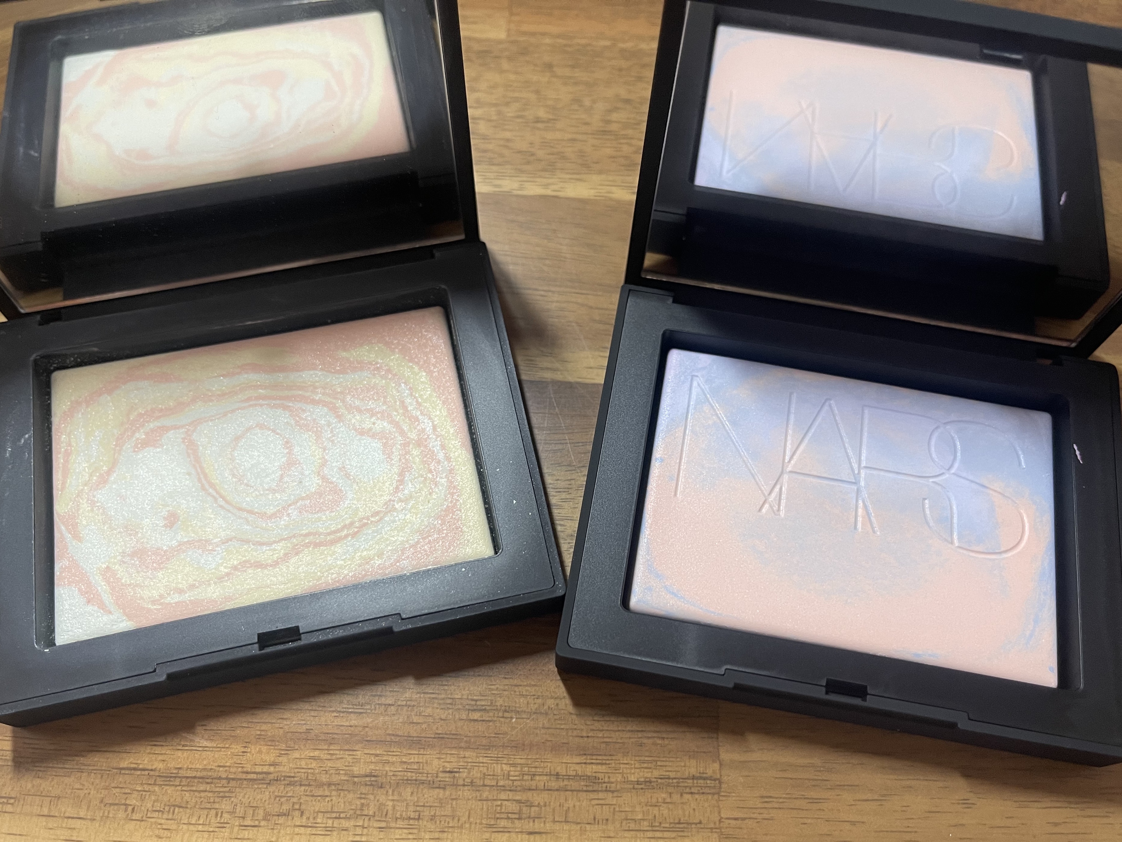 ライトリフレクティング プリズマティックパウダー/NARS/プレストパウダーを使ったクチコミ（2枚目）