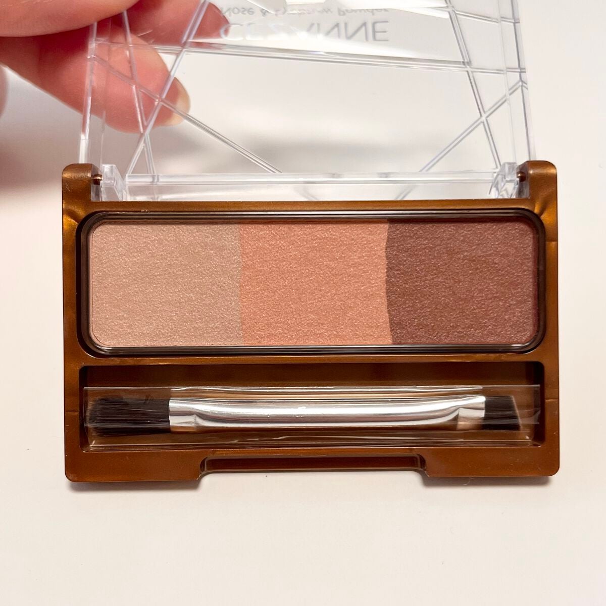 ノーズ&アイブロウパウダー/CEZANNE/パウダーアイブロウを使ったクチコミ(3枚目)