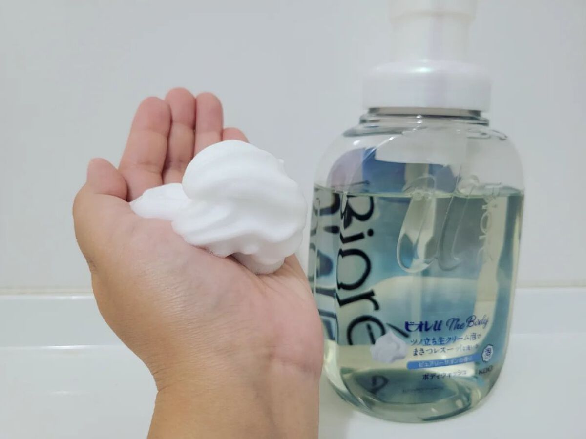 ザ ボディ 泡タイプ ピュアリーサボンの香り/ビオレu/ボディソープを使ったクチコミ（2枚目）