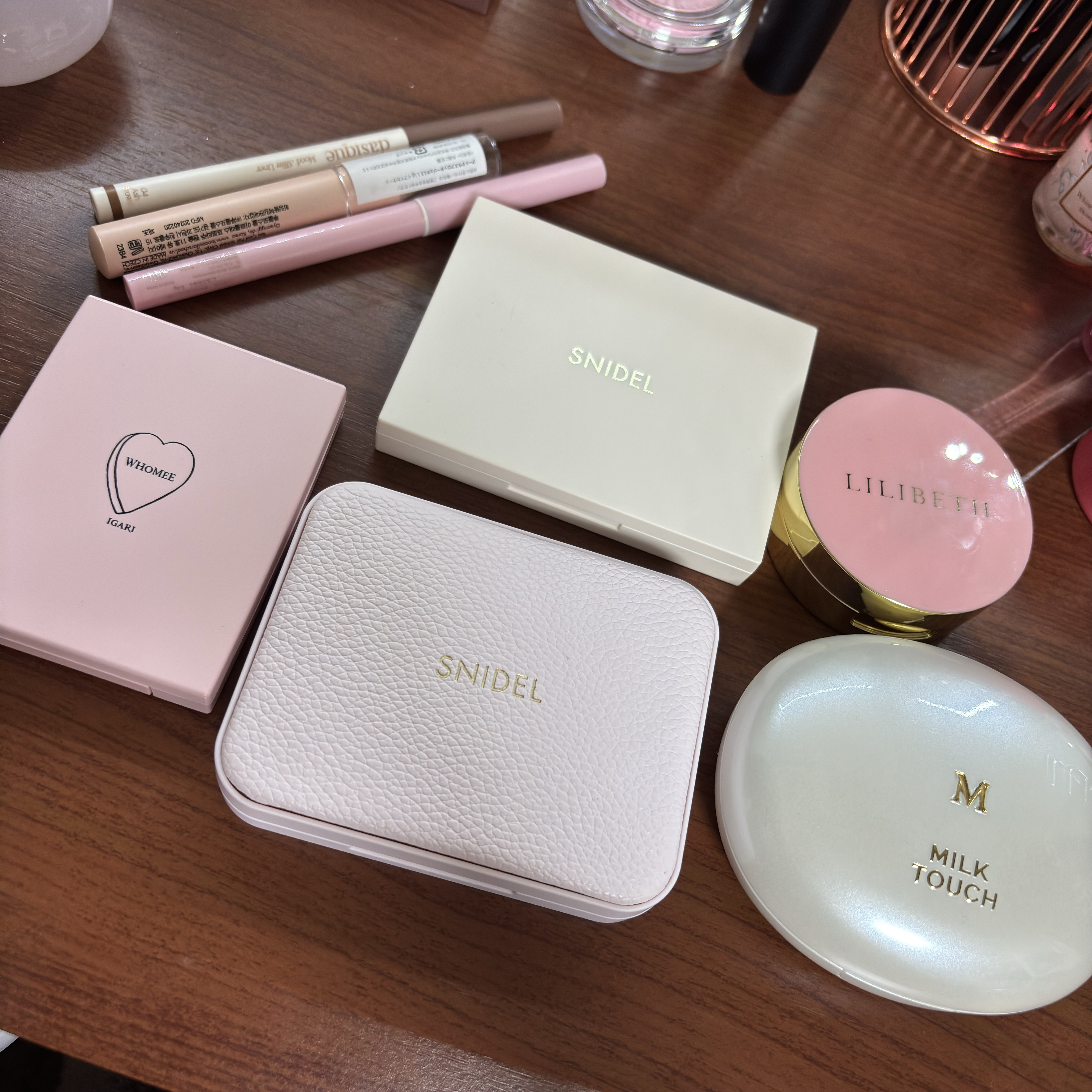  フーミー アイブロウパウダー/WHOMEE/パウダーアイブロウを使ったクチコミ（2枚目）