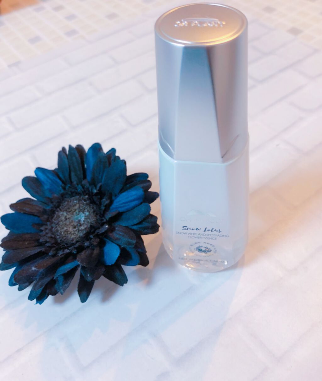 オタネ on LIPS 「肌に透明感が欲しくて#スノーロータススノーホワイトエッセンス使..」(1枚目)