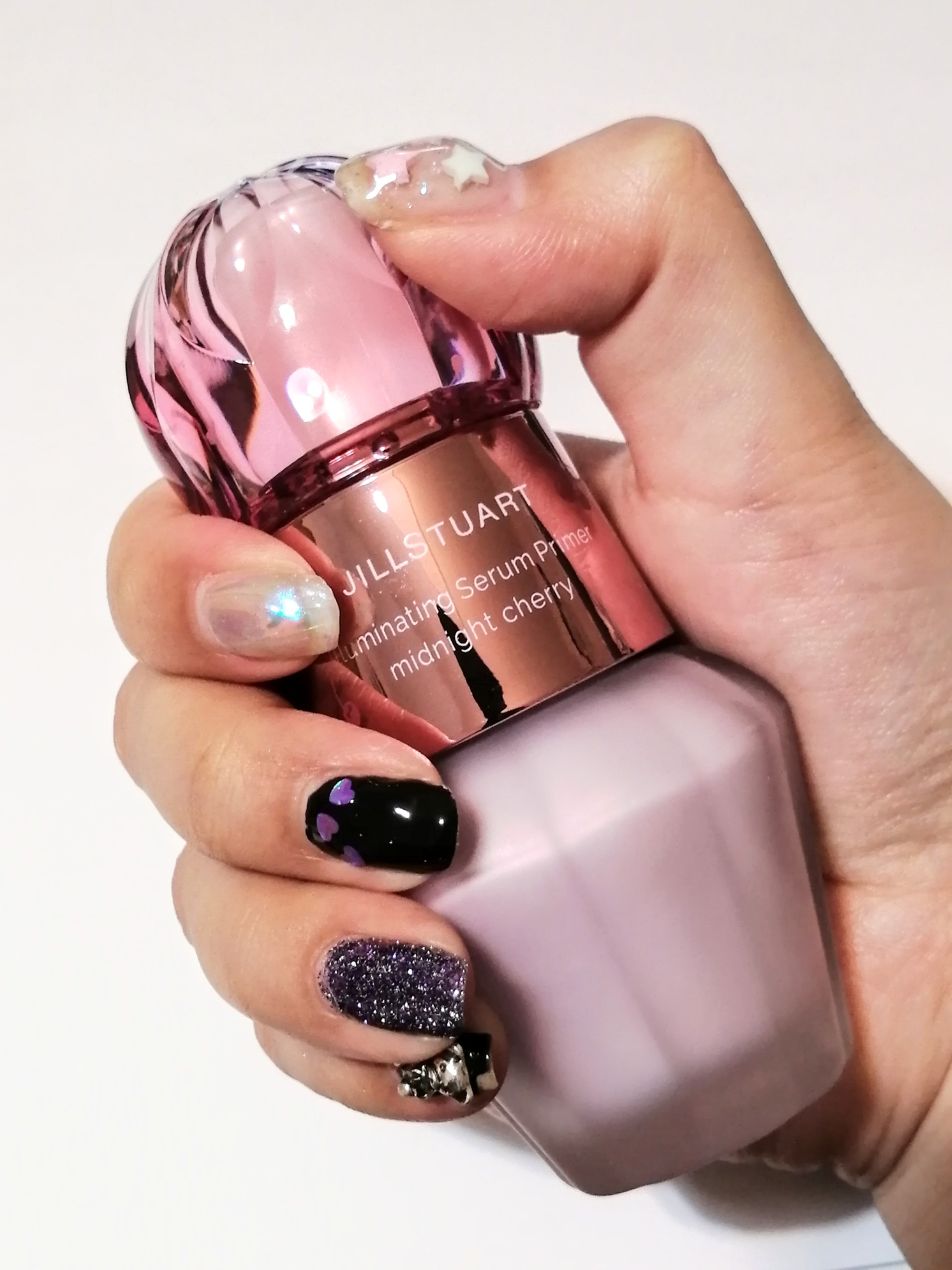 まだまだ暑いと信じたナオンのちゅるちゅるクリアネイルとなぜか対象的な黒紫地雷っぽいネイル

いやね、クリア系ちゅるちゅると合わせるデザインを考えてたのよ
でも考えつかなくて
同時進行してデザイン完成しなかった紫黒地雷っぽネイルも我慢できなく