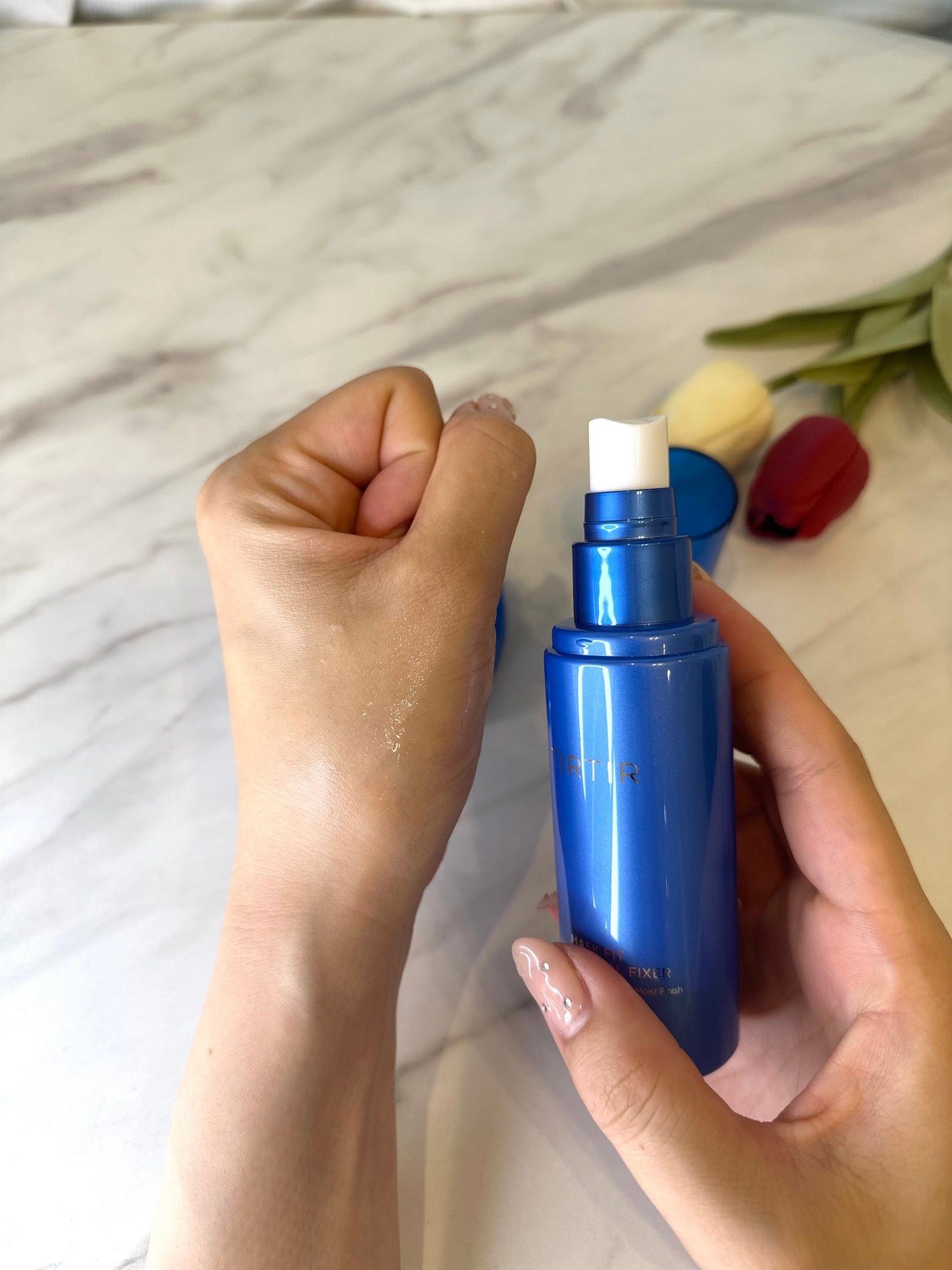 まいたむ on LIPS 「爽快感で肌の温度を和らげ、30時間超密着カバーも!日差しでほて..」(6枚目)