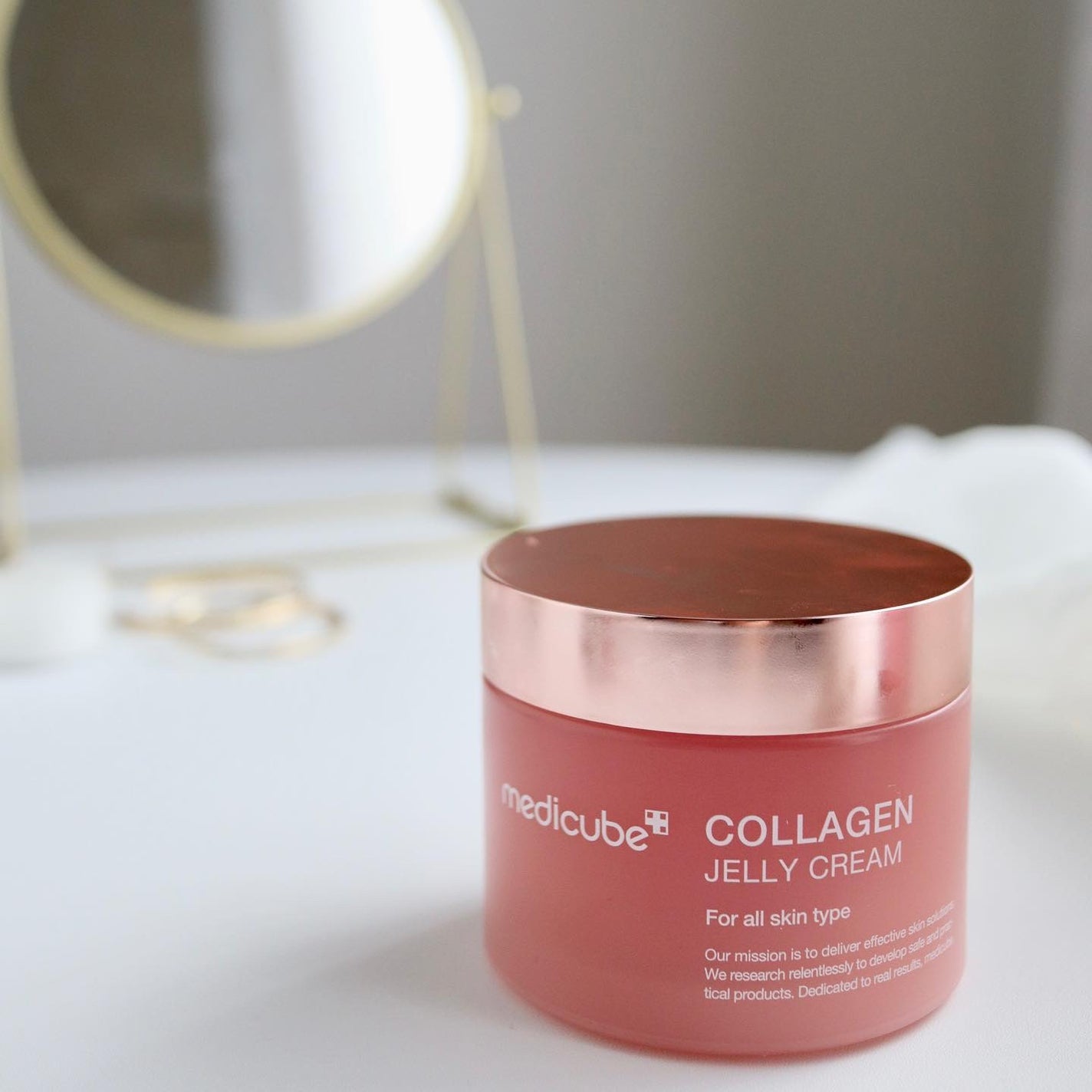 もち肌コラーゲンクリーム/MEDICUBE/フェイスクリームを使ったクチコミ(2枚目)