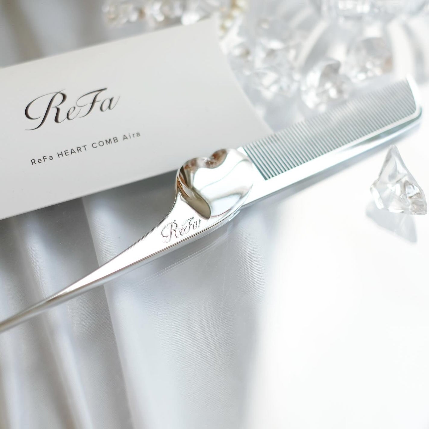 リファハートコーム アイラ/ReFa/ヘアコームを使ったクチコミ(4枚目)