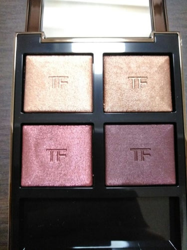 アイ カラー クォード/TOM FORD BEAUTY/アイシャドウパレットを使ったクチコミ（2枚目）