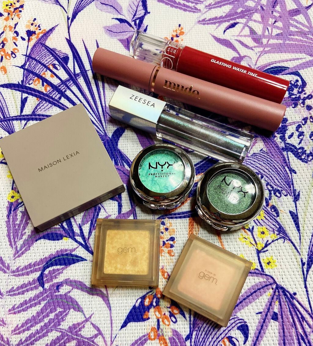 プリズマ シャドウ/NYX Professional Makeup/単色アイシャドウを使ったクチコミ(2枚目)