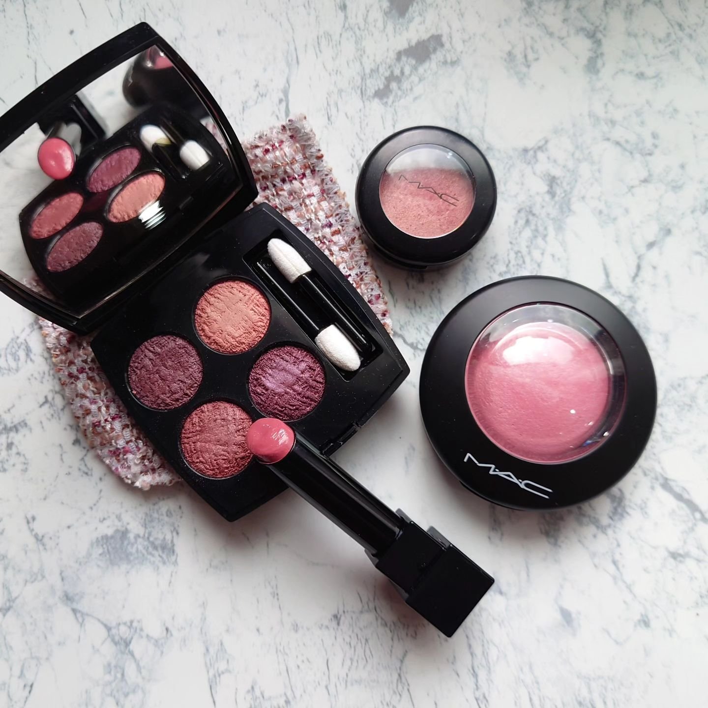 スモール アイシャドウ イン リビング ピンク/M・A・C/単色アイシャドウを使ったクチコミ（3枚目）