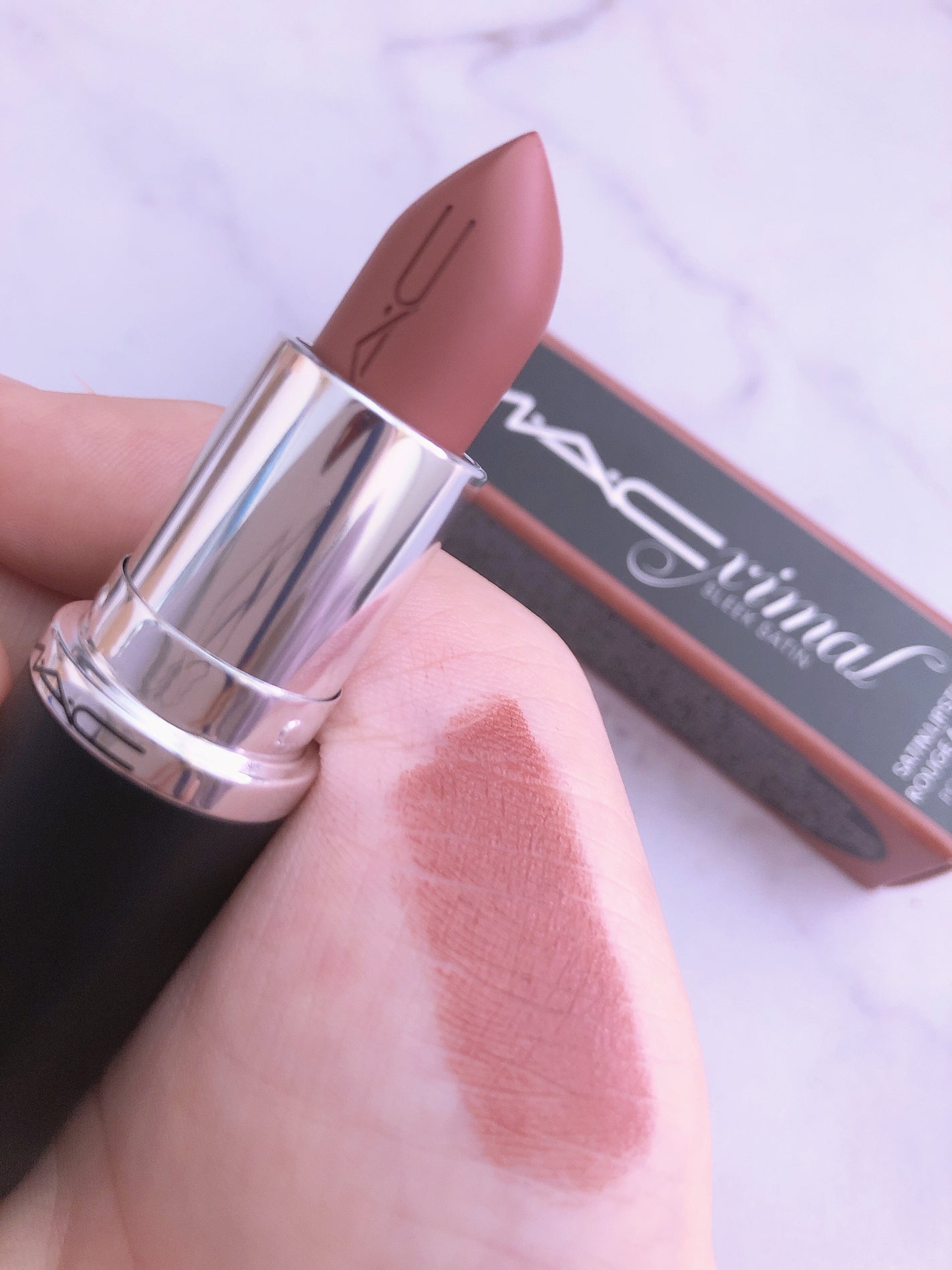 マキシマル スリーク サテン リップスティック/M・A・C/口紅を使ったクチコミ(4枚目)