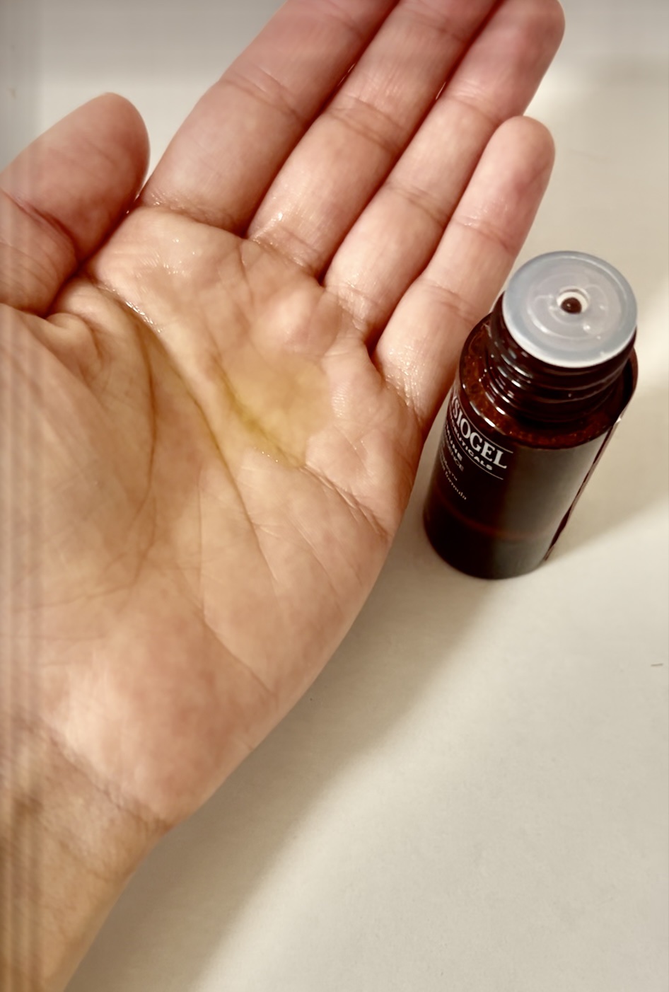 ディメラナイザートーニングアンプル/PHYSIOGEL/美容液を使ったクチコミ（3枚目）