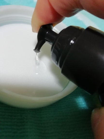 Prédia オイルドロップのクチコミ「2018年の最後の投稿です☺️ lipsで たくさんの方の素敵な情報をいただけて今年は本当に良.....」(2枚目)