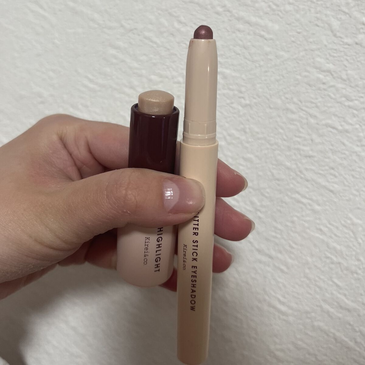 グリッタースティックアイシャドウ/Kirei&co./スティックアイシャドウを使ったクチコミ（2枚目）