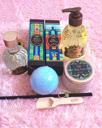 SABON ホリデーコレクショントータルコフレのクチコミ「SABON
ホリデーコレクション2019
シャワーオイル
300ml
シャイニースパイスの香り.....」(1枚目)