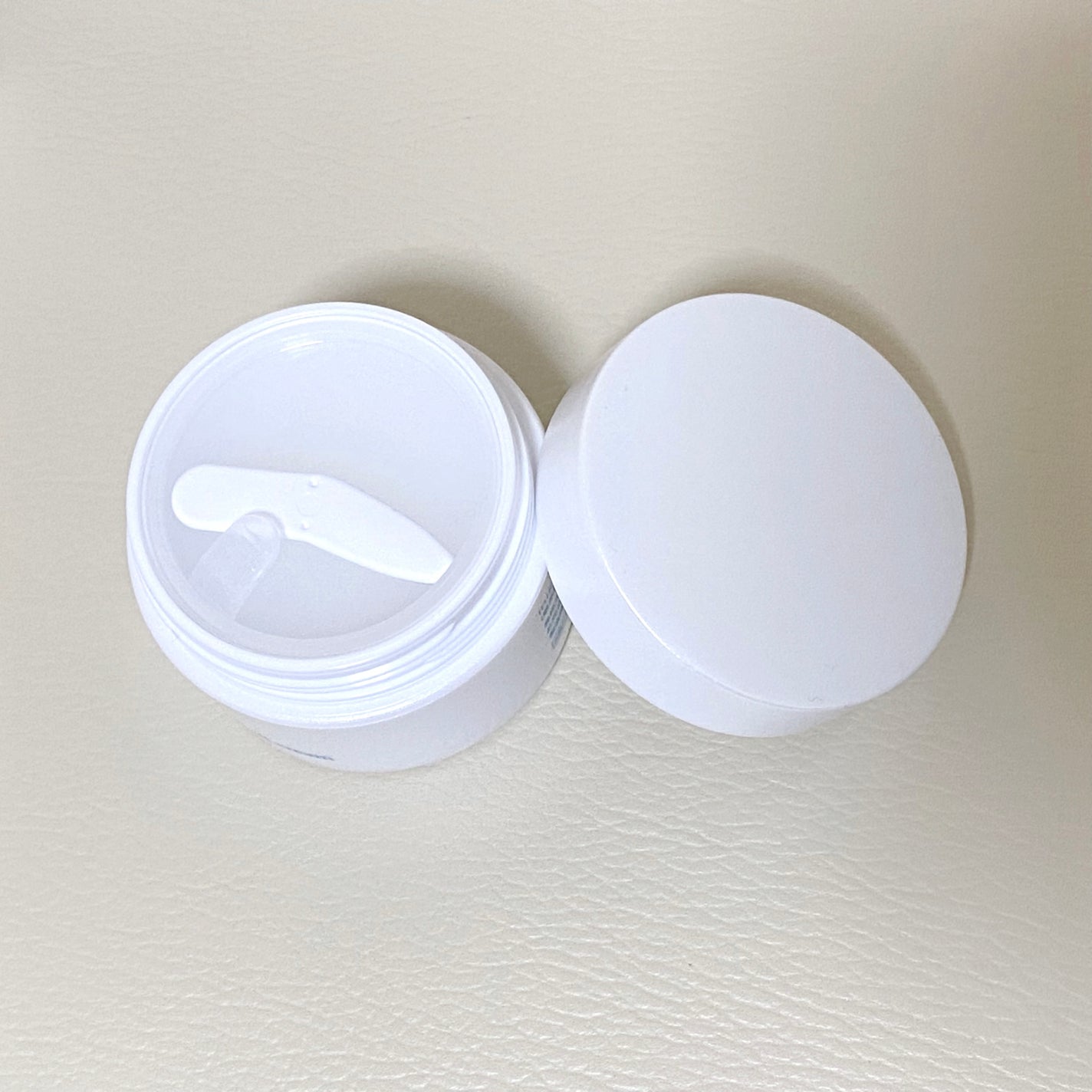 センシティブ シールドバリア オイルクリーム/iniks/フェイスクリームを使ったクチコミ(2枚目)