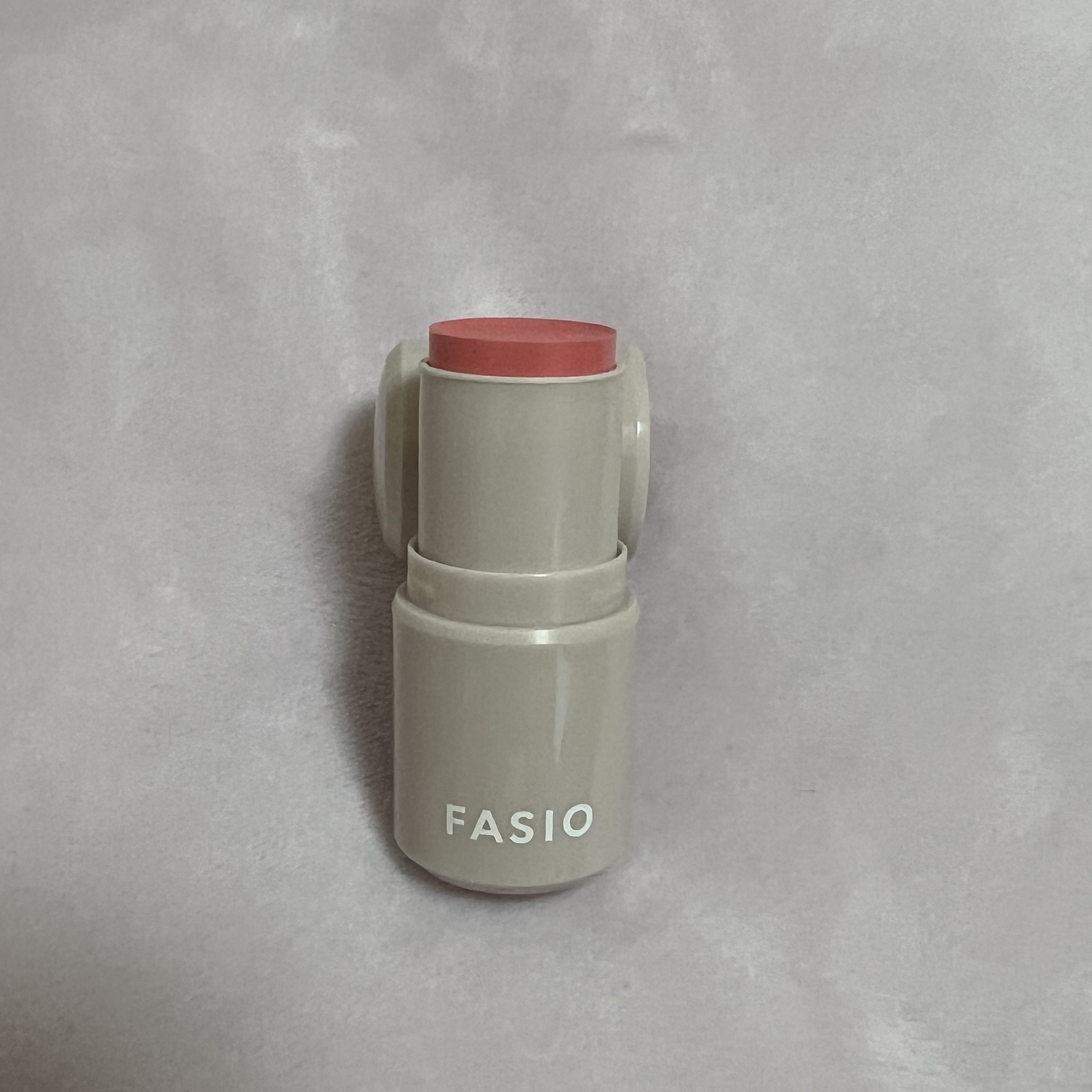 マルチフェイス スティック 02 Baby Cheek/FASIO/ジェル・クリームチークを使ったクチコミ（1枚目）