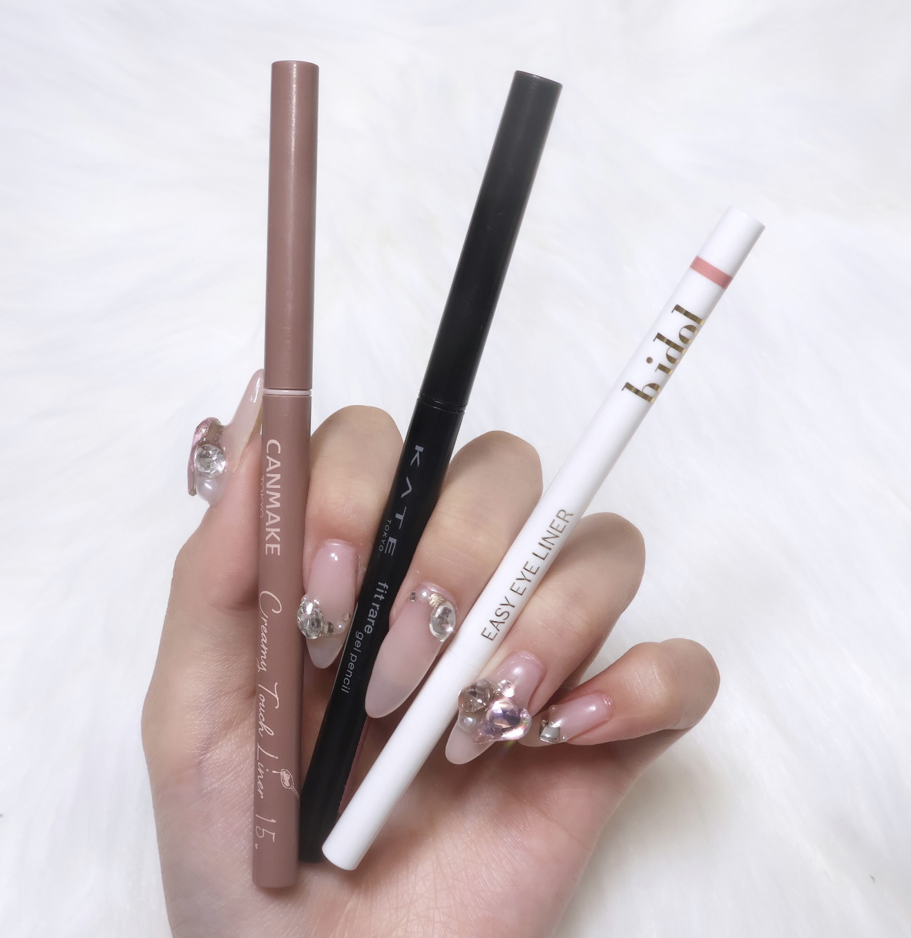 イージーeyeライナーR/b idol/ペンシルアイライナーを使ったクチコミ（1枚目）