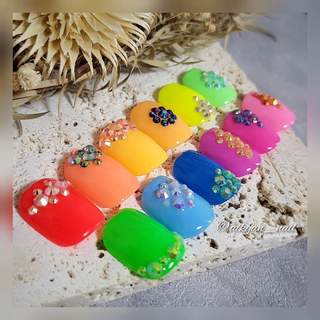 パステルストーン/AQUA NAIL/ネイルシールを使ったクチコミ(3枚目)