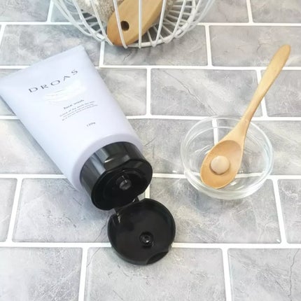 クレイクリアウォッシュ/DROAS/洗顔フォームを使ったクチコミ(2枚目)