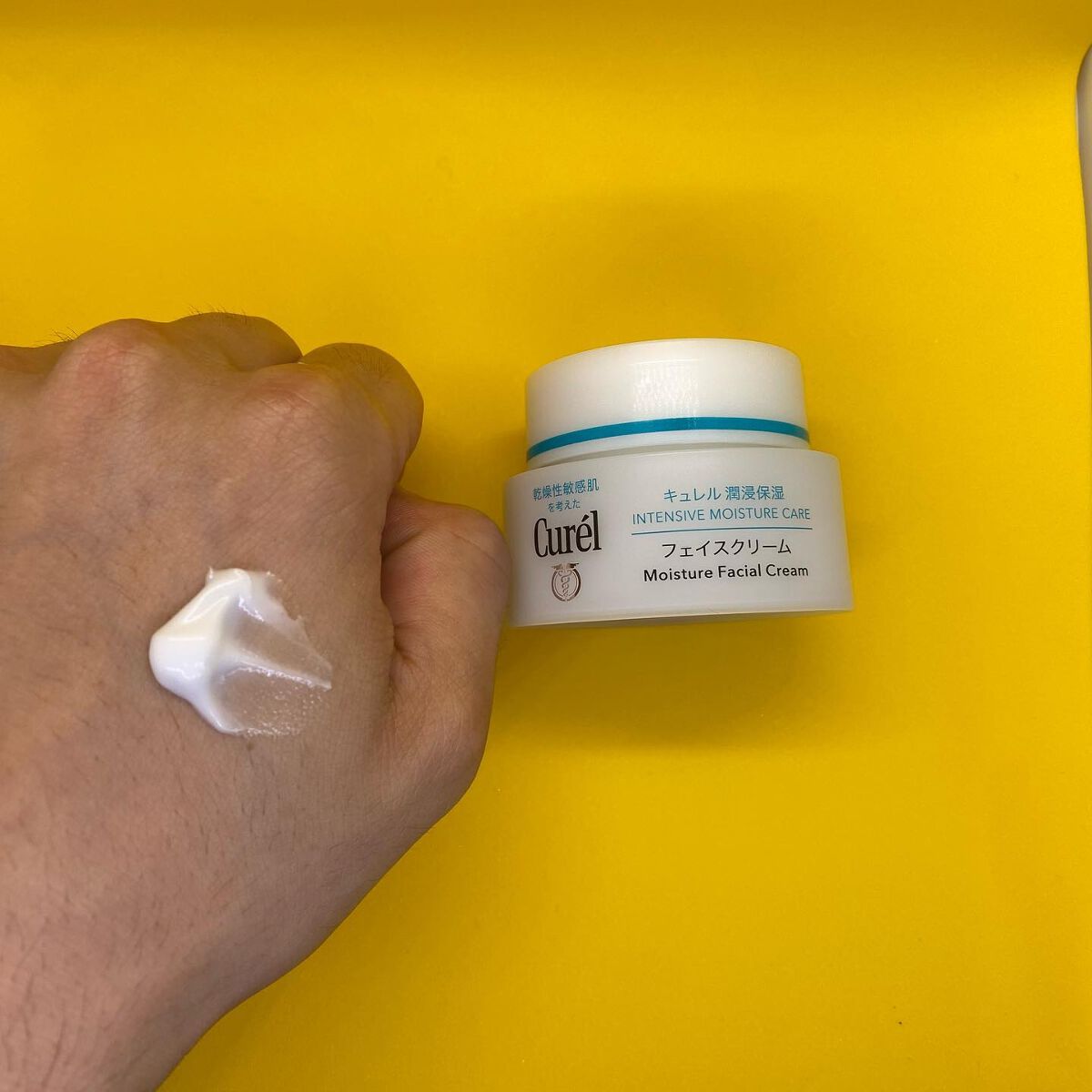 Suið¬ïœãã©ãã100% on LIPS ãæœ€æµžä¿æ¹¿ãã§ã€ã¹ã¯ãªãŒã ãã¿ã€ããªãïŒãã£ãšãã®ã³ãä¿æ¹¿ã¯ãªãŒ..ãïŒ4æç®ïŒ