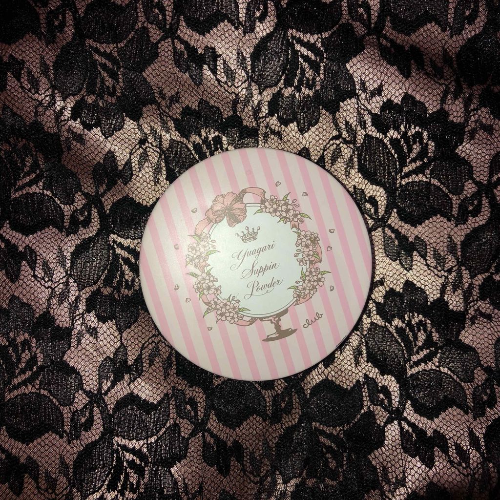 すっぴんパウダー B サクラスウィートソローの香り 2022/クラブ/プレストパウダーを使ったクチコミ（1枚目）