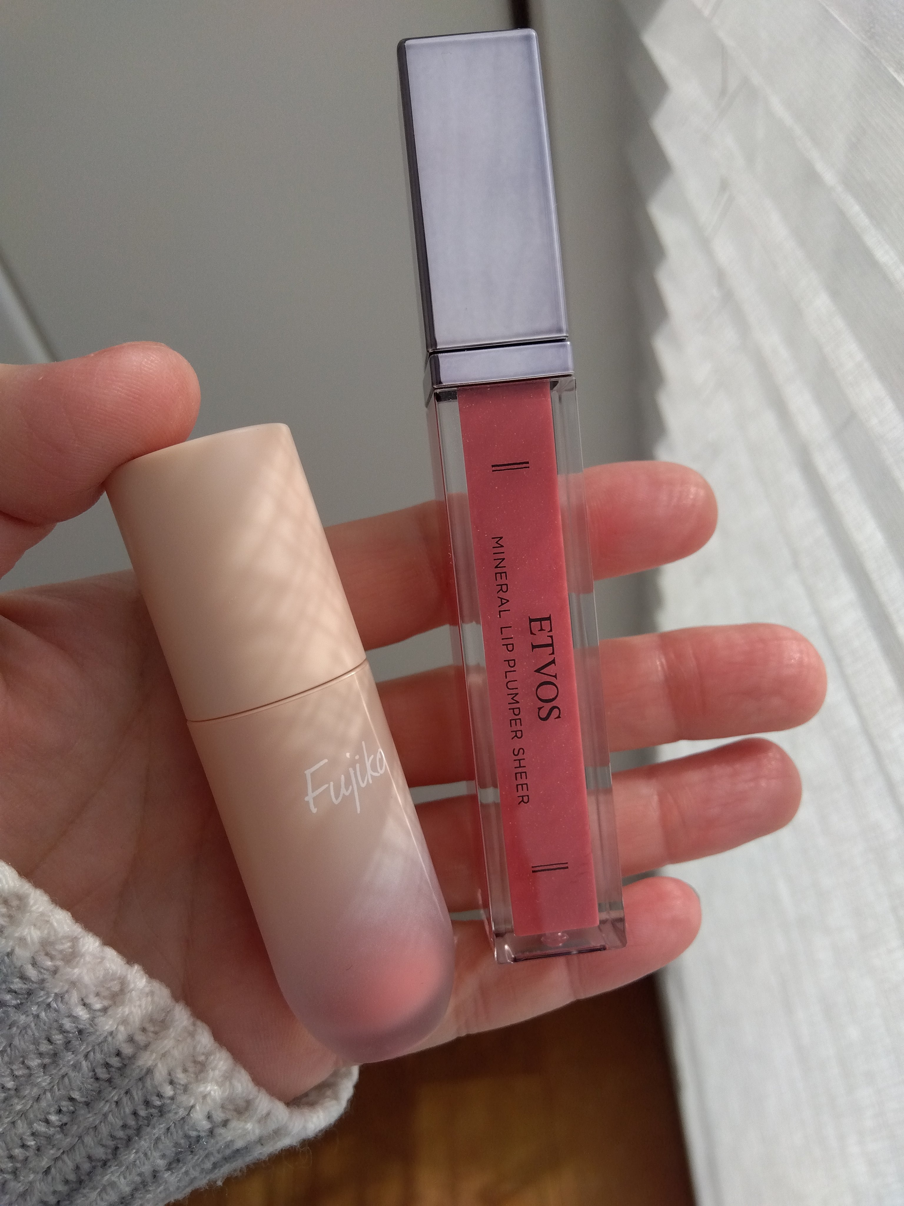 ミネラルリッププランパー シアー ビオラピンク(限定色)/エトヴォス/リッププランパーを使ったクチコミ（1枚目）