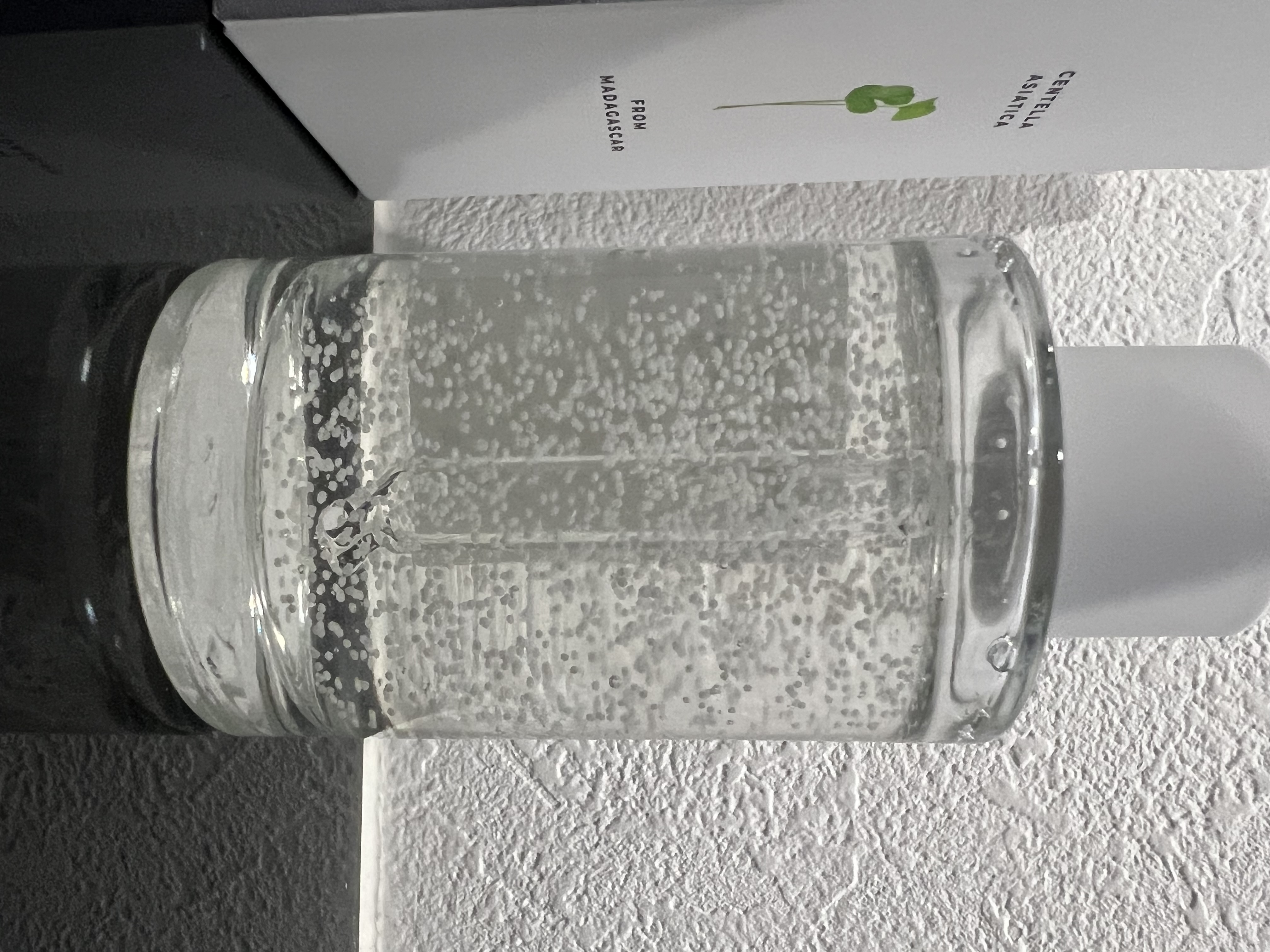 トーンブライトニング カプセルアンプル/SKIN1004/美容液を使ったクチコミ（2枚目）