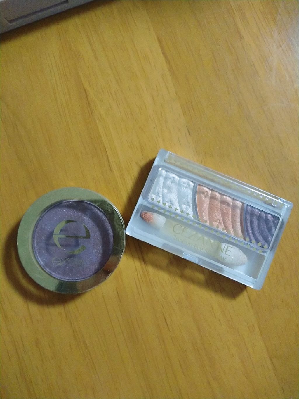 トーンアップアイシャドウ/CEZANNE/アイシャドウパレットを使ったクチコミ（1枚目）