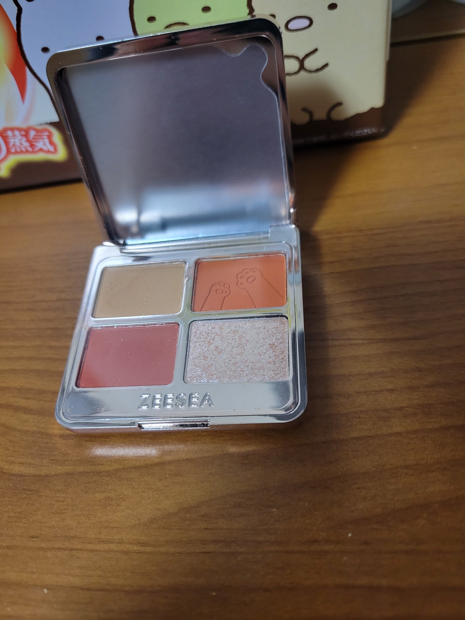 アニマルアイシャドウ(4シェード)/ZEESEA/アイシャドウパレットを使ったクチコミ（1枚目）