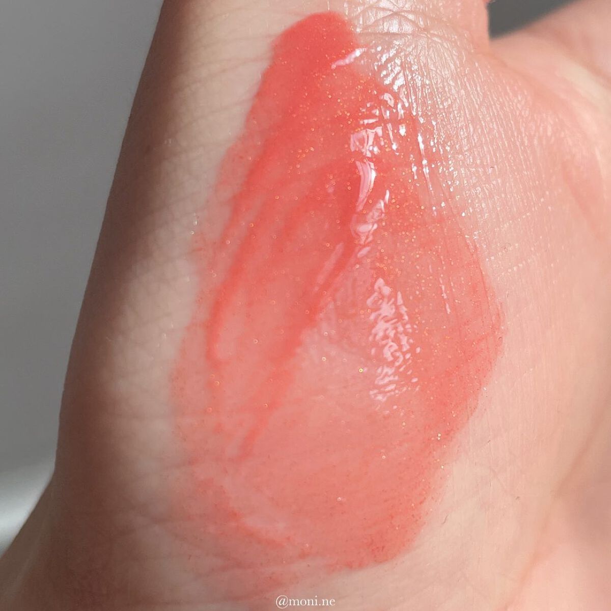 THREE ディヴァインリップジェム 04 KISS THE SKY/THREE/口紅を使ったクチコミ（2枚目）