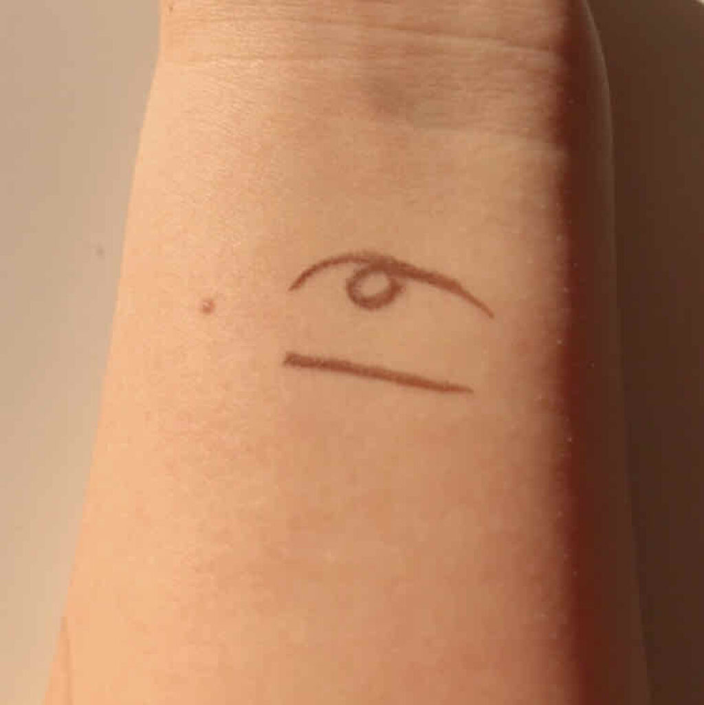 スーパーシャープライナーEX2.0 BR-1/KATE/リキッドアイライナーを使ったクチコミ（2枚目）