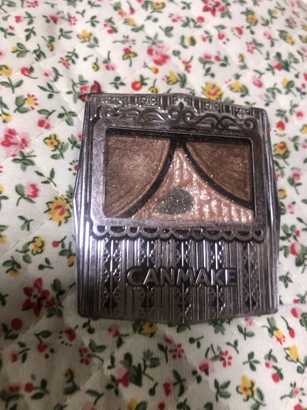 ジューシーピュアアイズ/キャンメイク/アイシャドウパレットを使ったクチコミ（1枚目）
