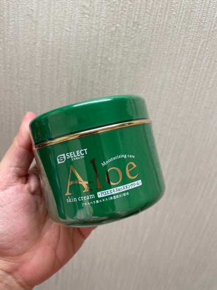 S SELECT アロエエキス配合スキンクリームのクチコミ「S SELECT アロエエキス配合スキンクリーム
スギ薬局で購入できるアロエクリームで、コッ.....」(1枚目)