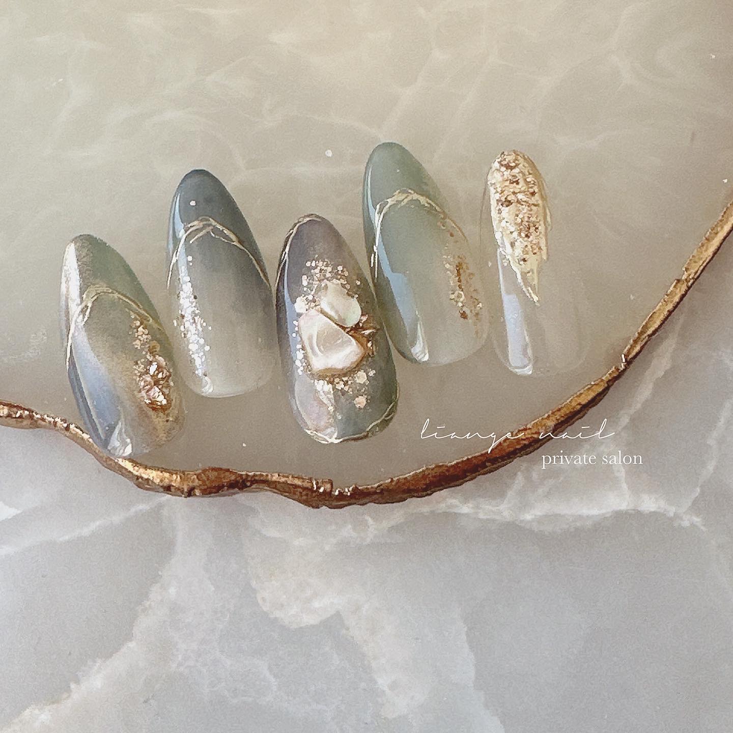 #ネイル,#大人ニュアンスネイル,#ニュアンスネイル,#ジェルネイル,#ミラーネイル,#シェルネイル,#春ネイルのネイルデザイン