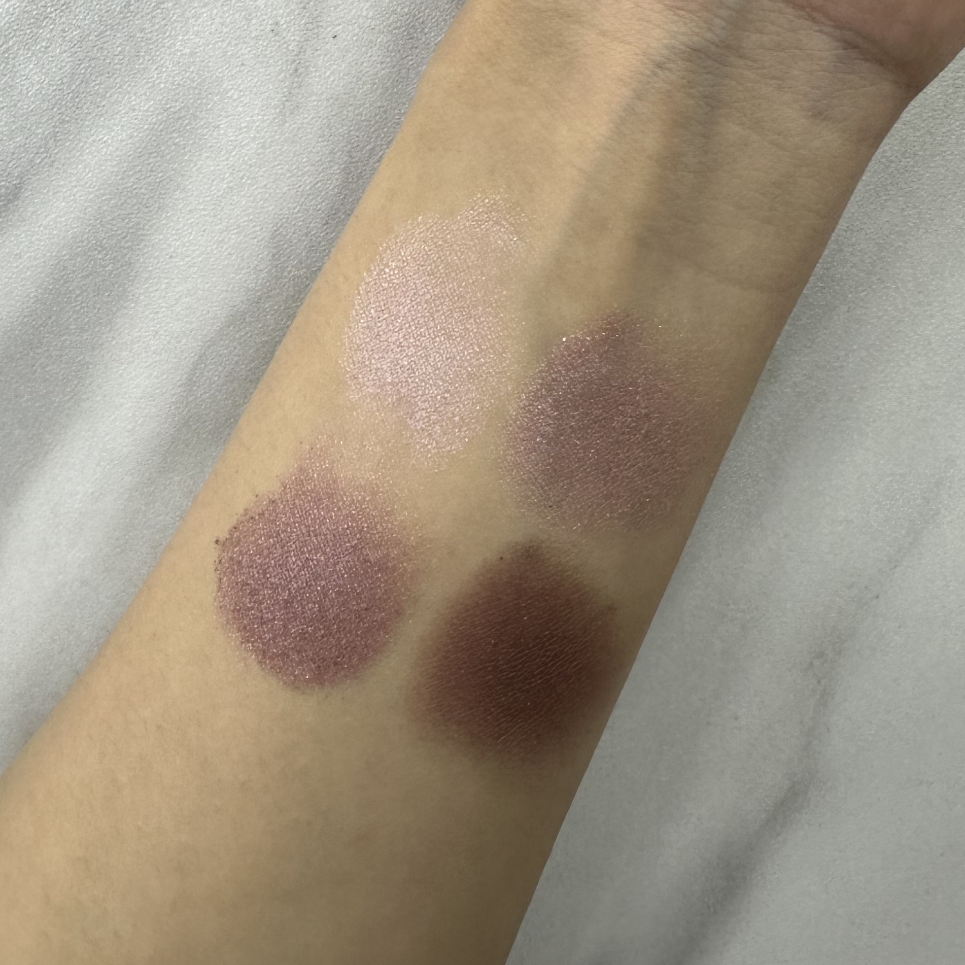 シルキースフレアイズ/キャンメイク/アイシャドウパレットを使ったクチコミ（3枚目）