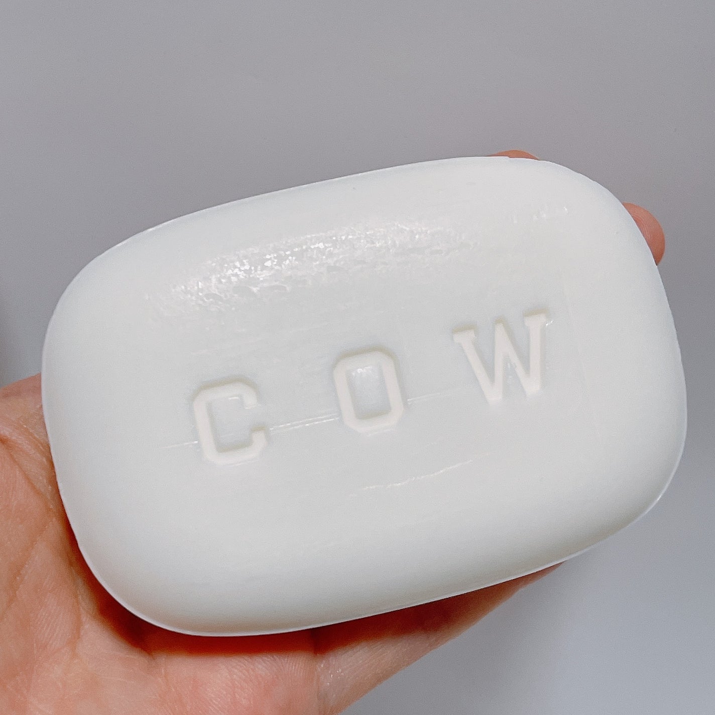 赤箱 (しっとり)/カウブランド/洗顔石鹸を使ったクチコミ(4枚目)