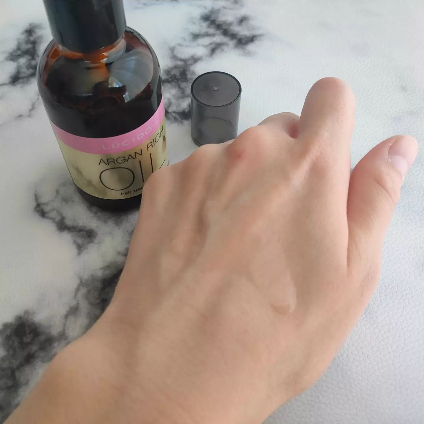 オイルトリートメント #EXヘアオイル 【旧】60ml/ルシードエル/ヘアオイルを使ったクチコミ（3枚目）