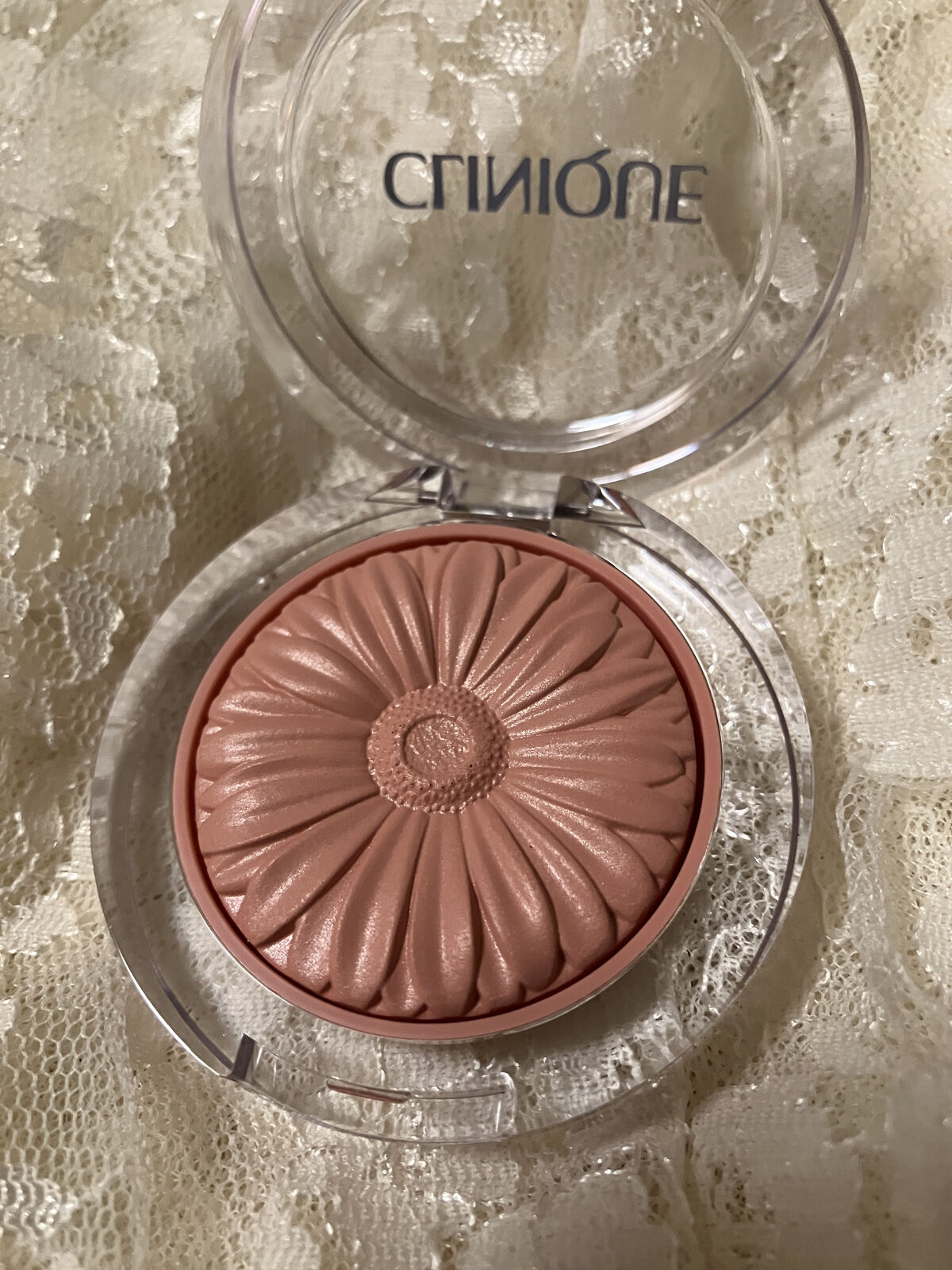 チーク ポップ 18 ピンク ハニー ポップ/CLINIQUE/パウダーチークを使ったクチコミ（2枚目）