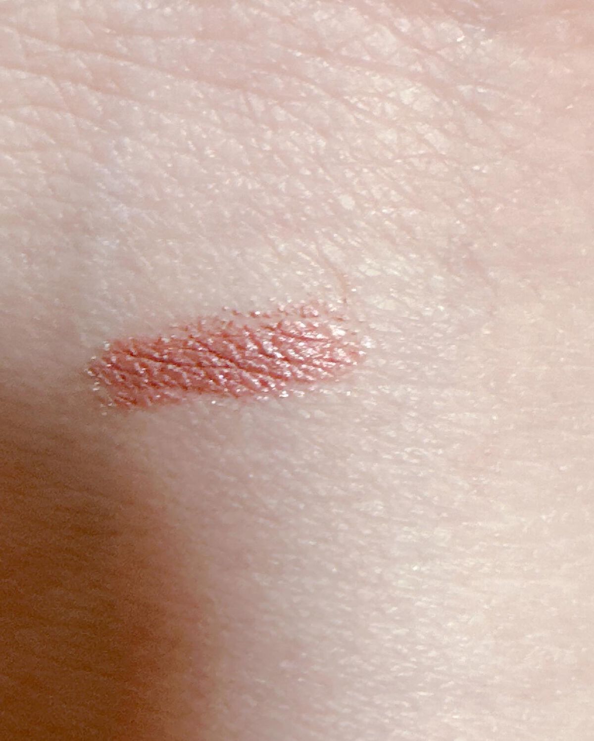 キャビアスティック アイカラー R3 STRIKE A ROSE/ローラ メルシエ/スティックアイシャドウを使ったクチコミ（2枚目）