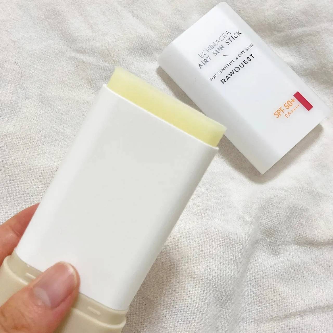 エネキシア　エアリーサンスティック/RAWQUEST/日焼け止めスティックを使ったクチコミ（3枚目）