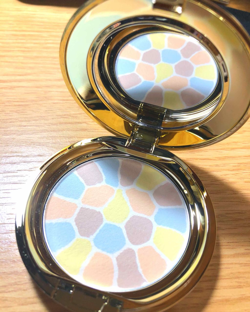 ラ プードル オートニュアンス/Elégance/プレストパウダーを使ったクチコミ（2枚目）