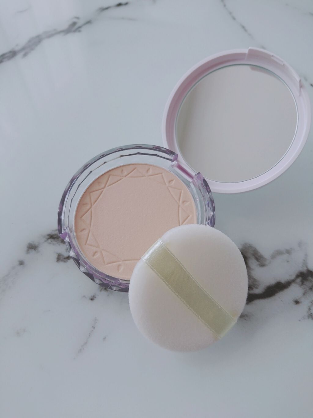 UVクリアフェイスパウダー/CEZANNE/プレストパウダーを使ったクチコミ(2枚目)