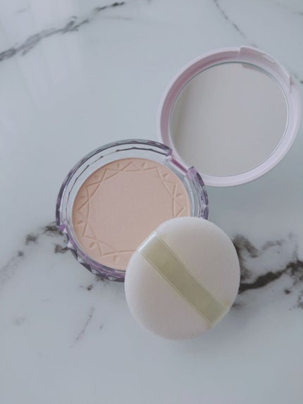 UVクリアフェイスパウダー/CEZANNE/プレストパウダーを使ったクチコミ(2枚目)